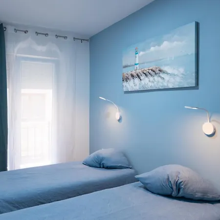 Blu Sky شقة *